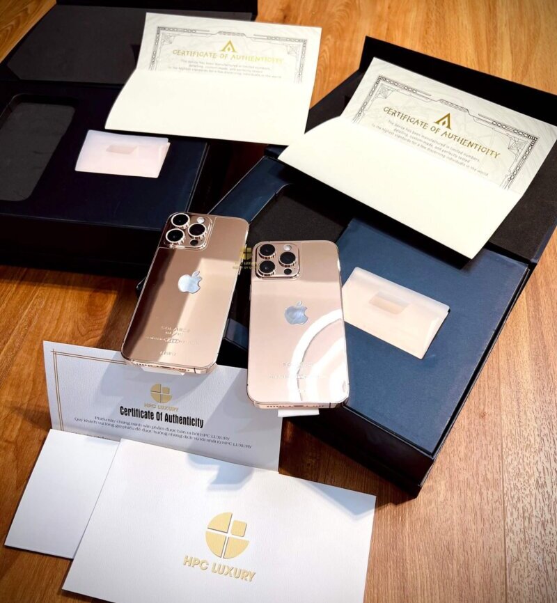 iPhone 14 Pro max mạ vàng đã hoàn thiện bàn giao khách hàng của HPC Luxury